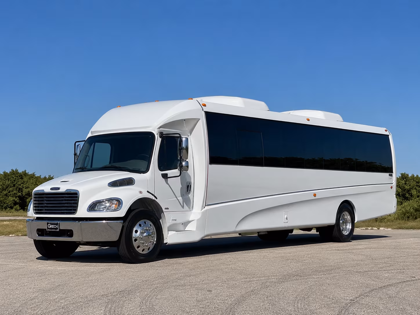 28 Passenger Party Bus Exterior