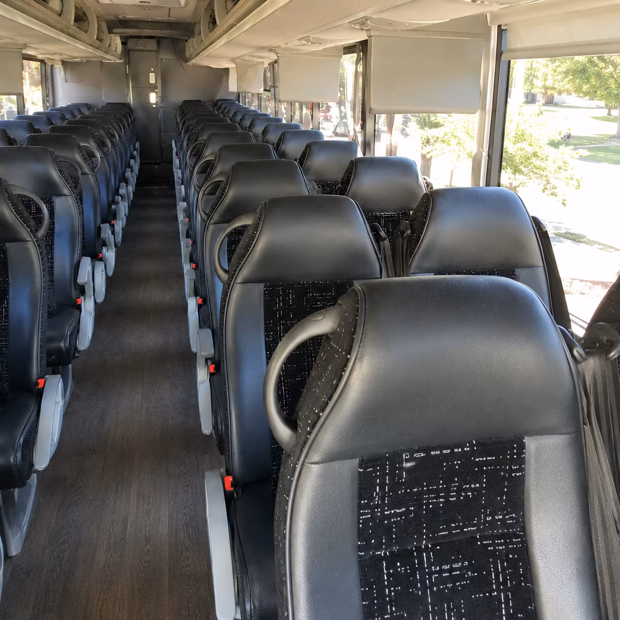 Newark Airport Shuttles & Transportation