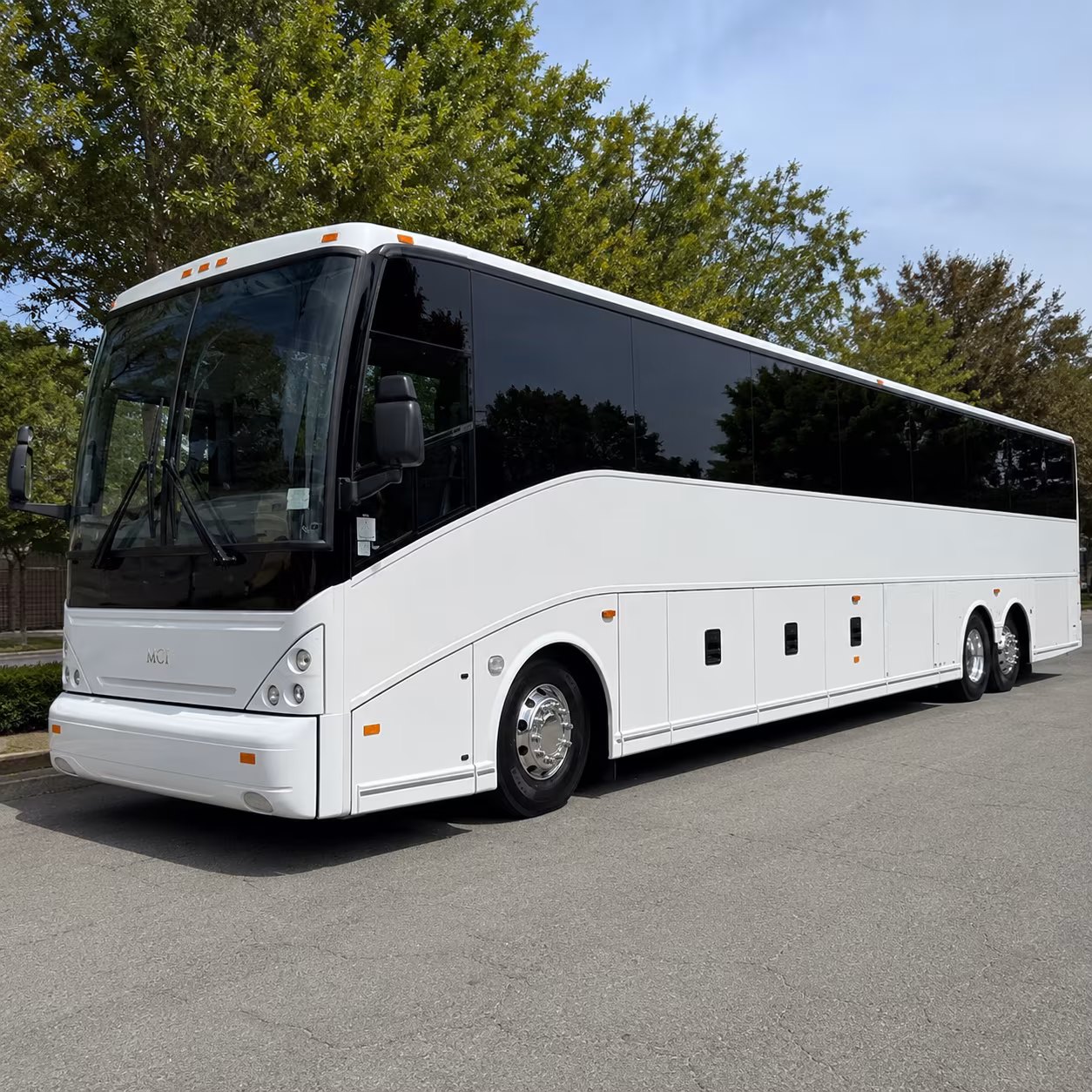 Staten Island Airport Shuttle & Transportation party bus exterior