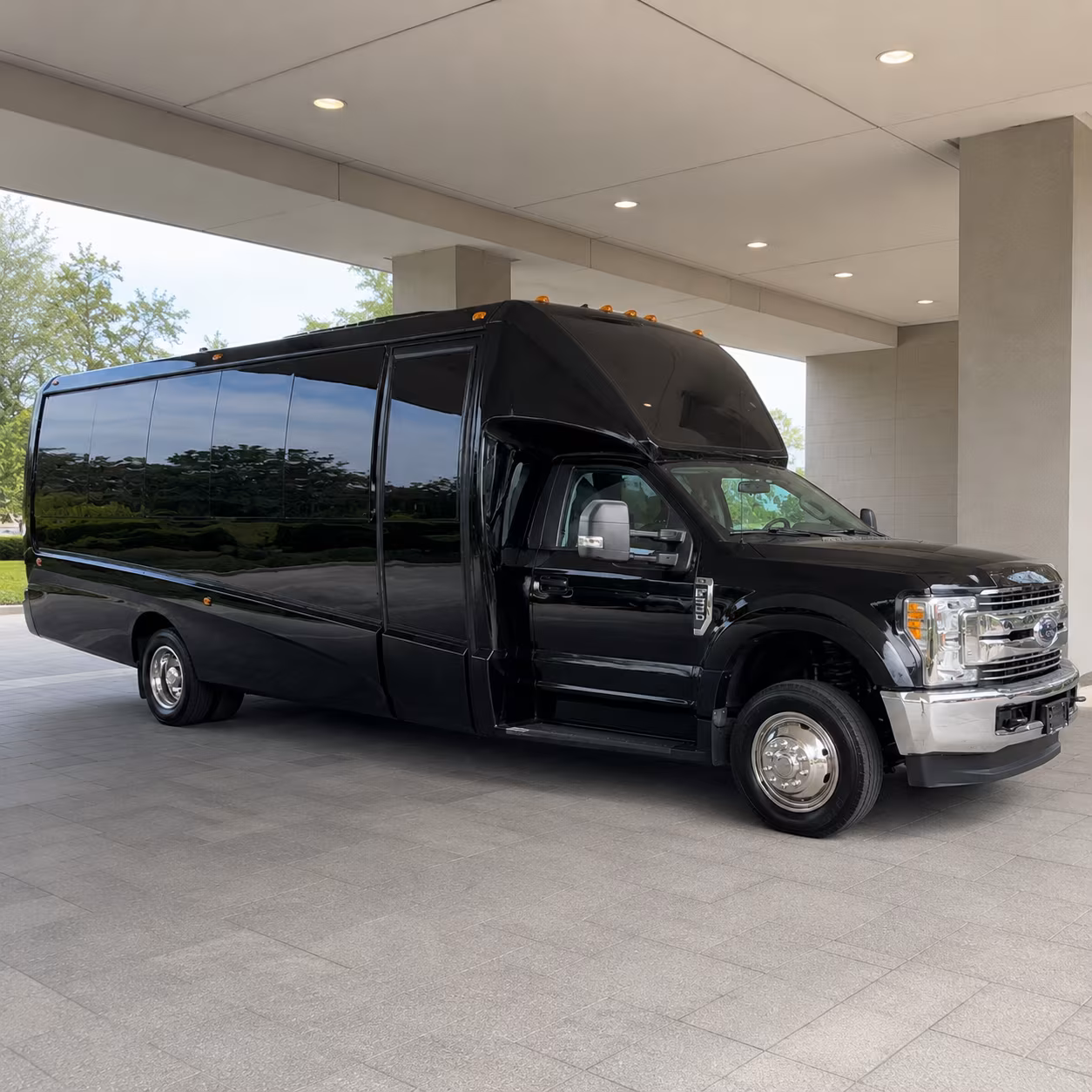 Staten Island Birthday, Sweet 16, & Quinceañera Transportation party bus exterior