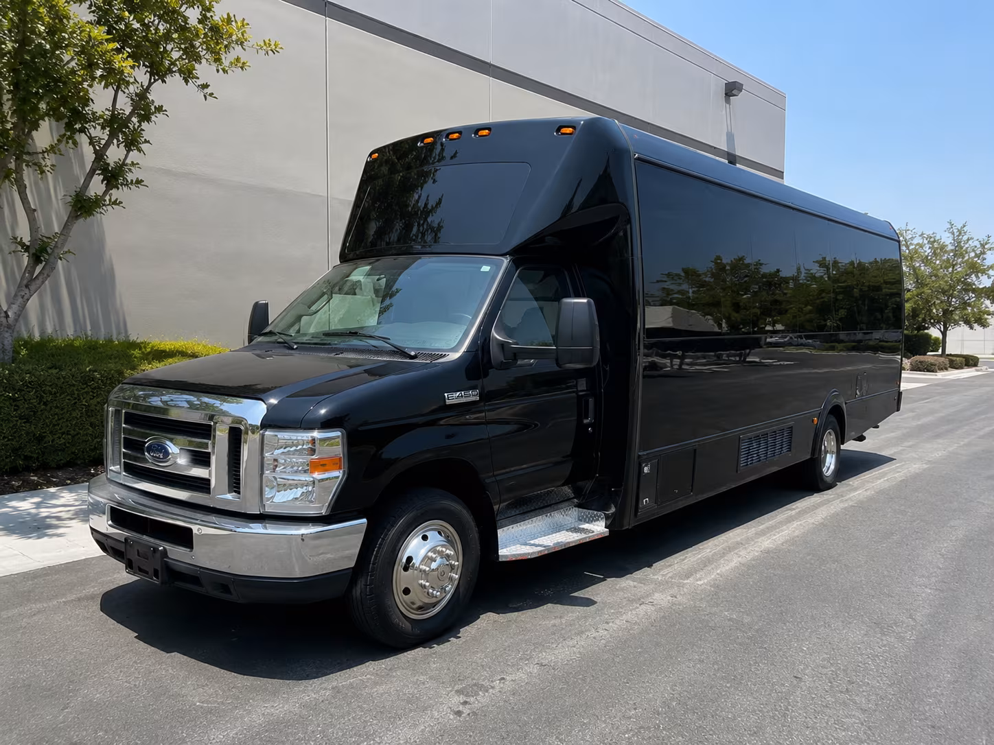 Staten Island Concert & Music Festival Transportation party bus exterior