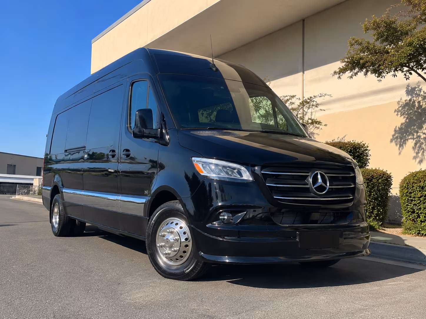 Staten Island Corporate Transportation party bus exterior